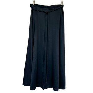 Wrap-around black Skirt